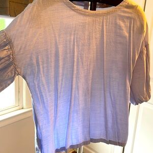 Loft blouse with balloon sleeves